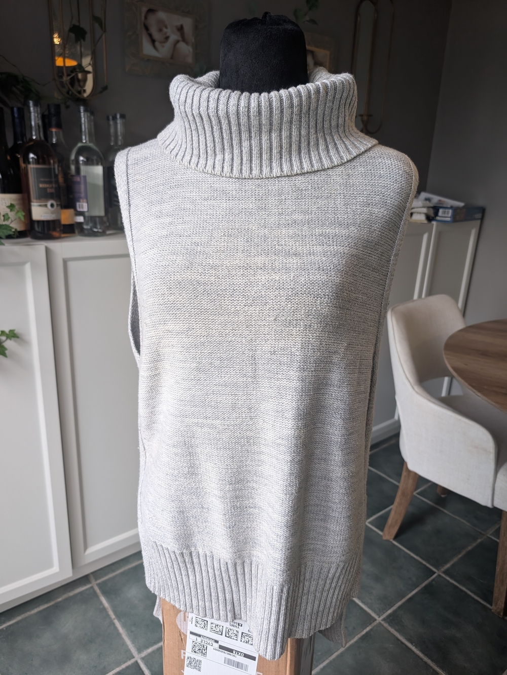 Banana Republic Light Gray Sleeveless Cowl Neck Knit Vest